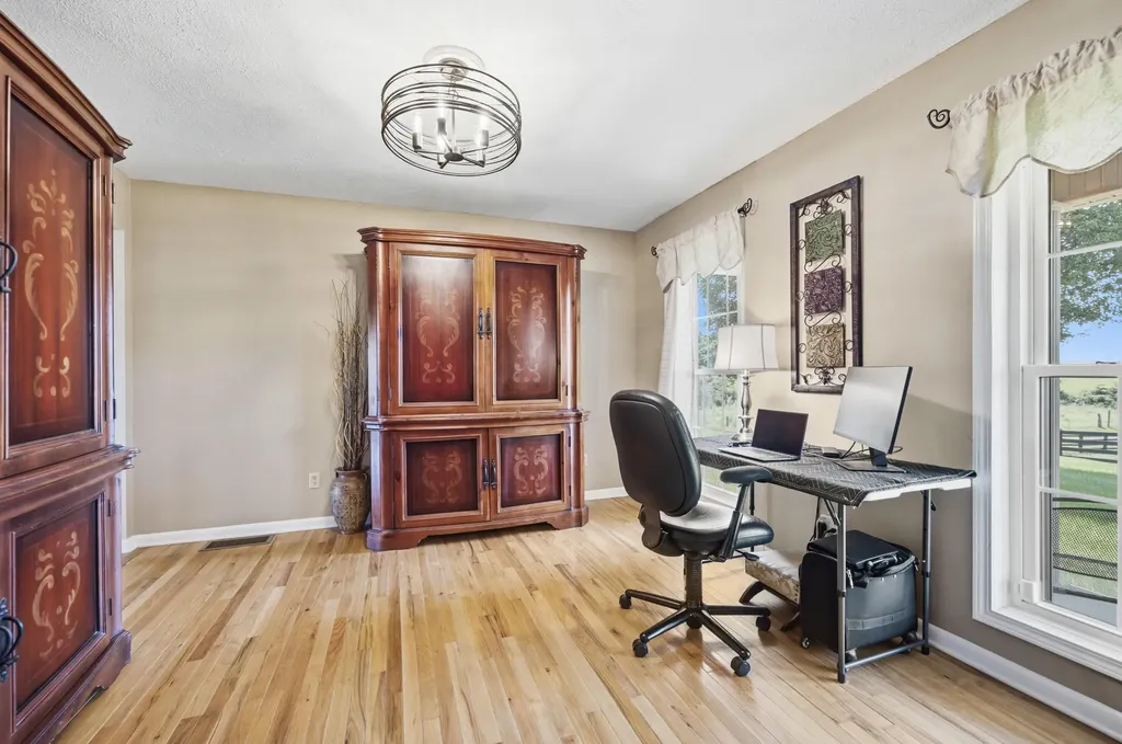 559 Moran Summit Road Richmond KY 40475