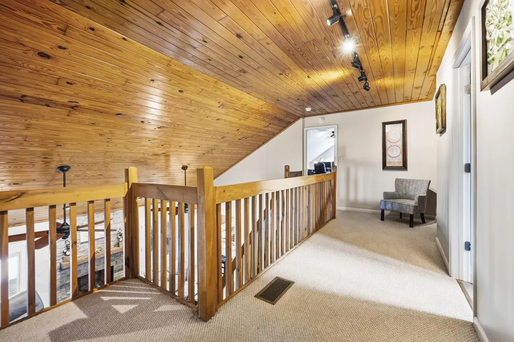 559 Moran Summit Road Richmond KY 40475