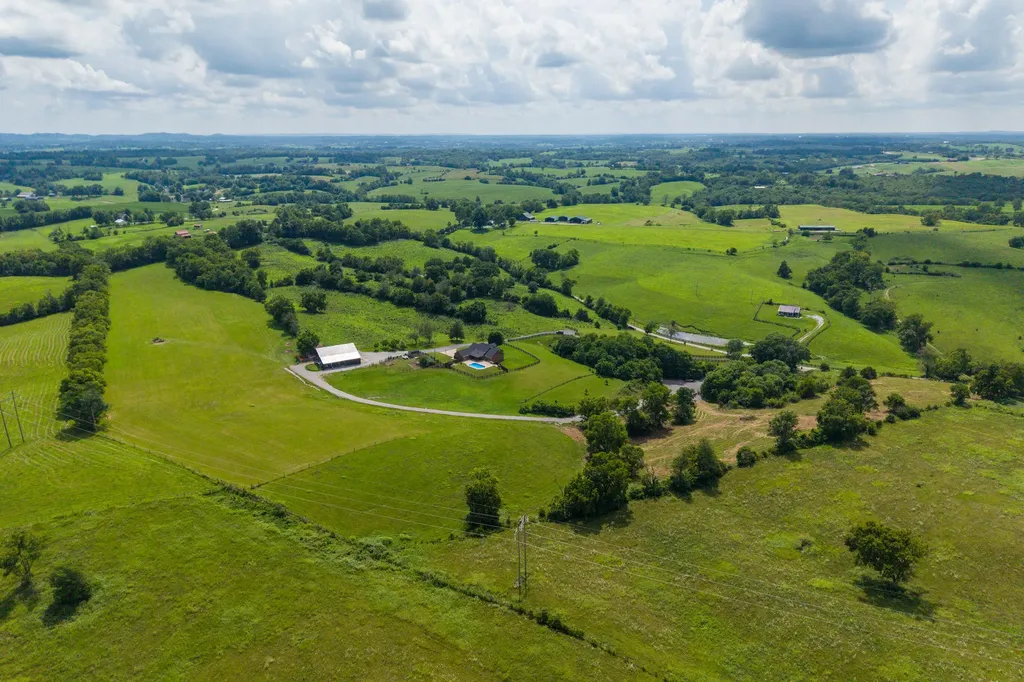 559 Moran Summit Road Richmond KY 40475