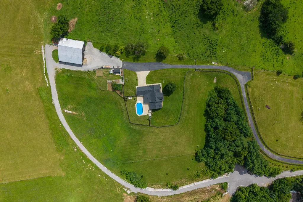559 Moran Summit Road Richmond KY 40475