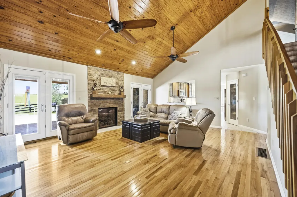 559 Moran Summit Road Richmond KY 40475