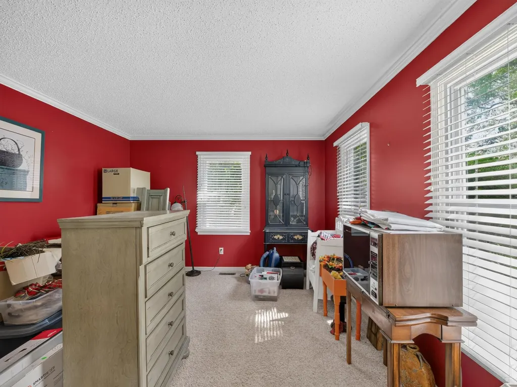 1013 Ballard Lane Madisonville KY 42431
