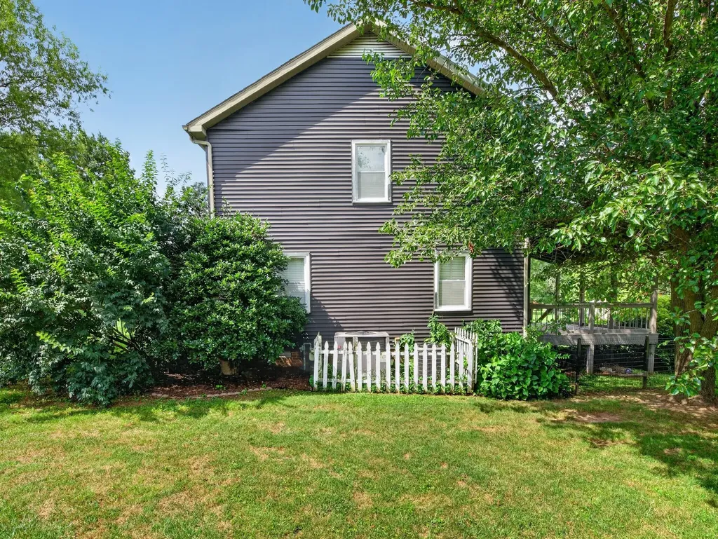 1013 Ballard Lane Madisonville KY 42431