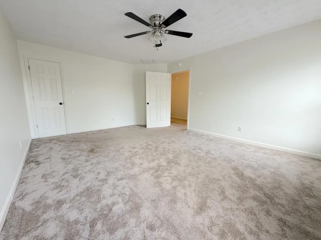 3877 Scarlet Oak Lane Lexington KY 40514