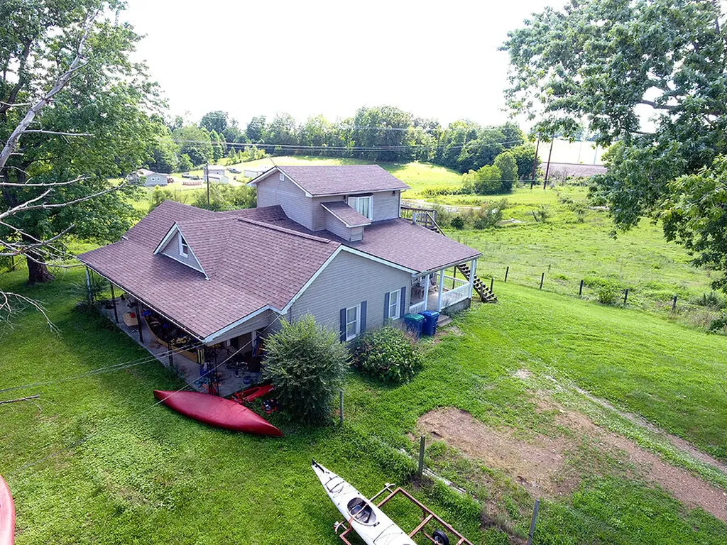 7625 N Highway 1247 Science Hill KY 42553