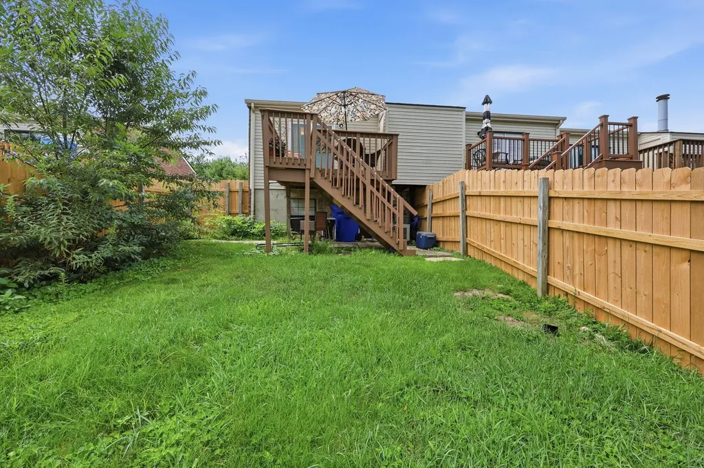 1440 SE Hartland Woods Way Lexington KY 40515