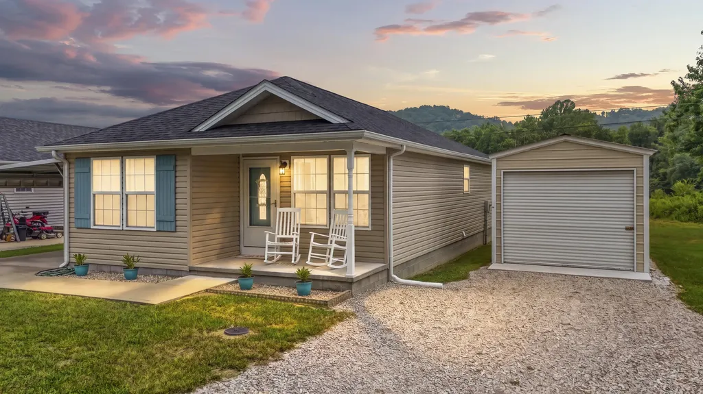 313 Mynhier Road Morehead KY 40351