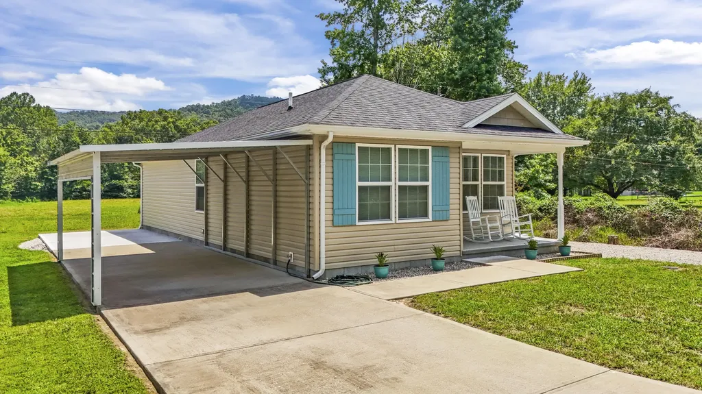 313 Mynhier Road Morehead KY 40351