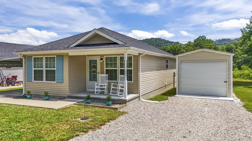 313 Mynhier Road Morehead KY 40351