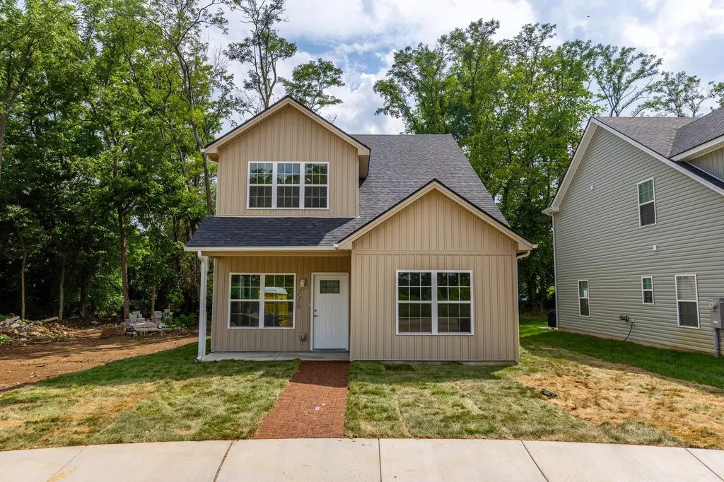 716 Harrison Trace Lexington KY 40505