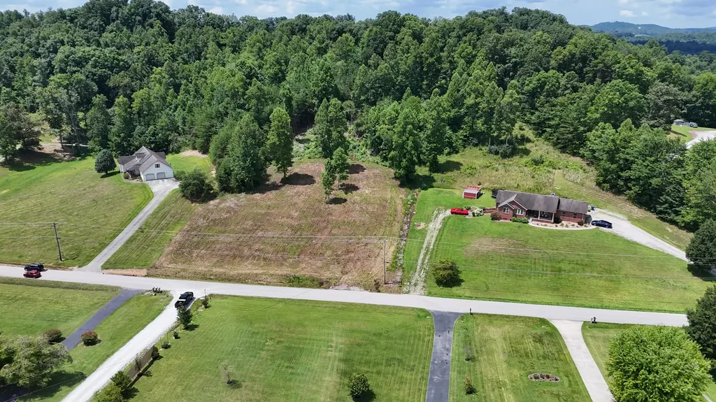 999 Lick Fork Road London KY 40741