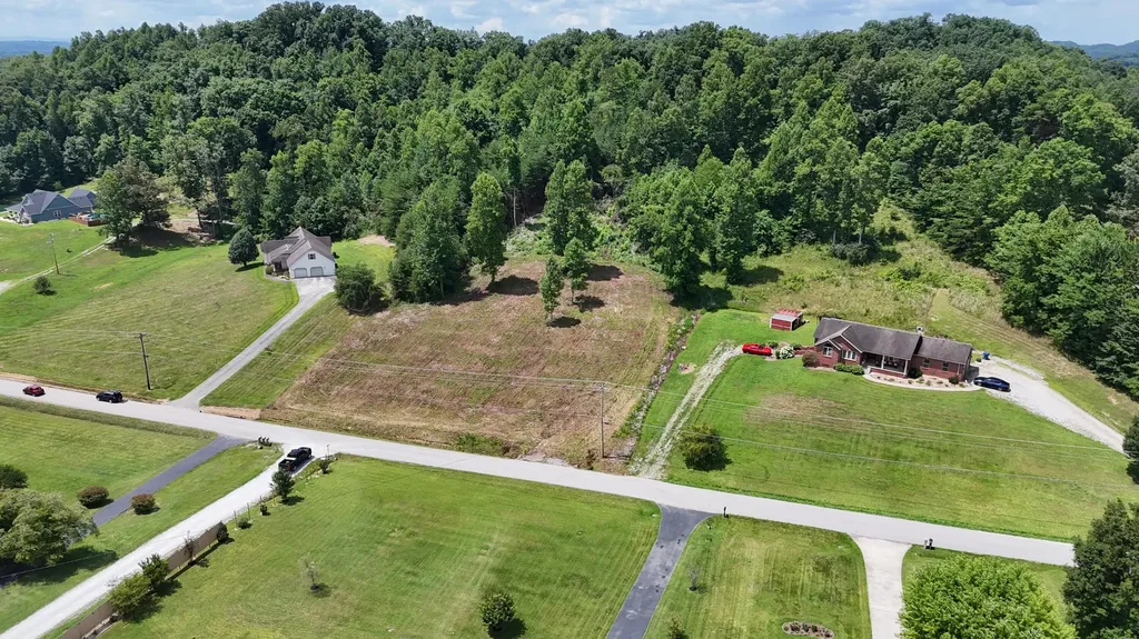 999 Lick Fork Road London KY 40741