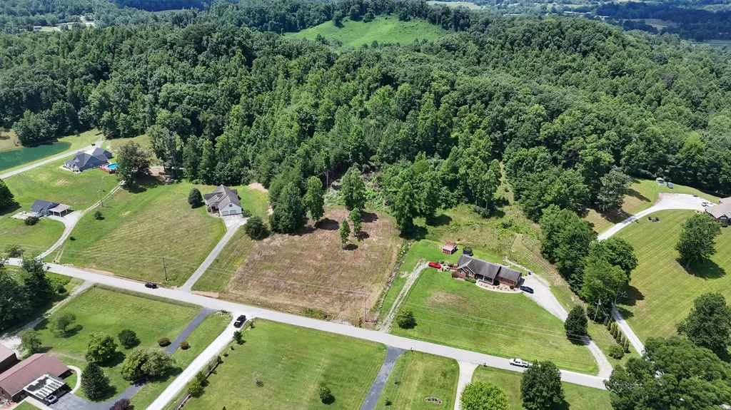 999 Lick Fork Road London KY 40741
