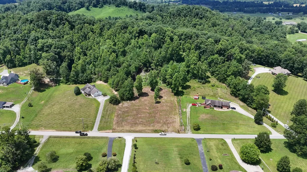999 Lick Fork Road London KY 40741