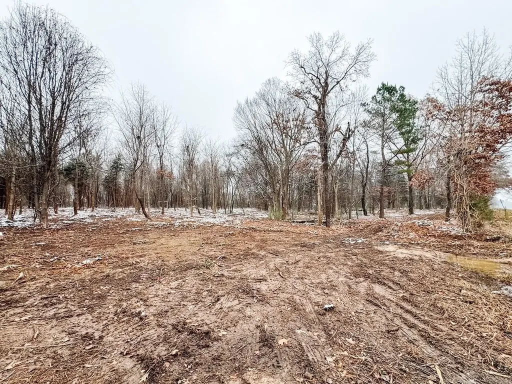 1811 U.s. 641 Benton KY 42025