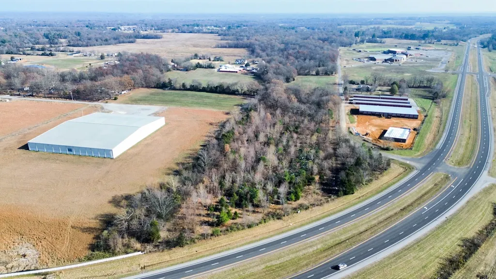 1811 U.s. 641 Benton KY 42025