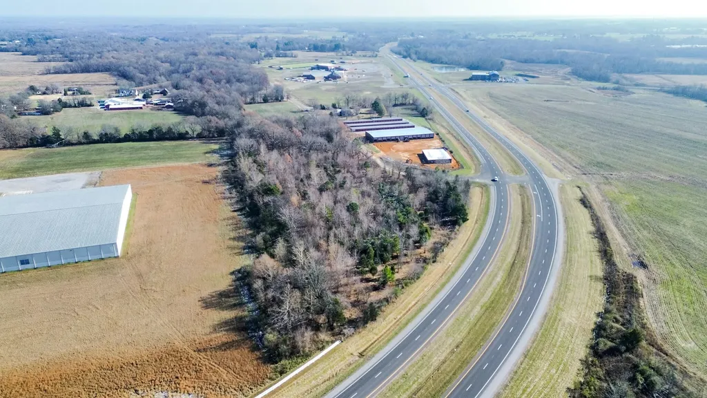 1811 U.s. 641 Benton KY 42025