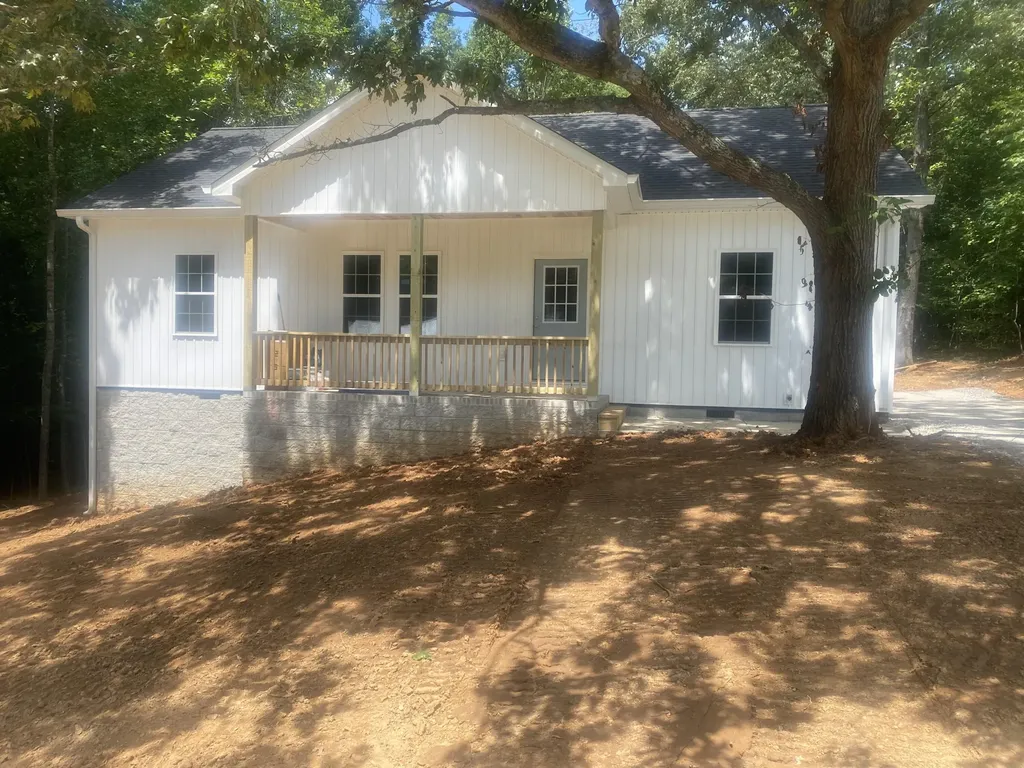 220 Christopher Dr Drive Cadiz KY 42211