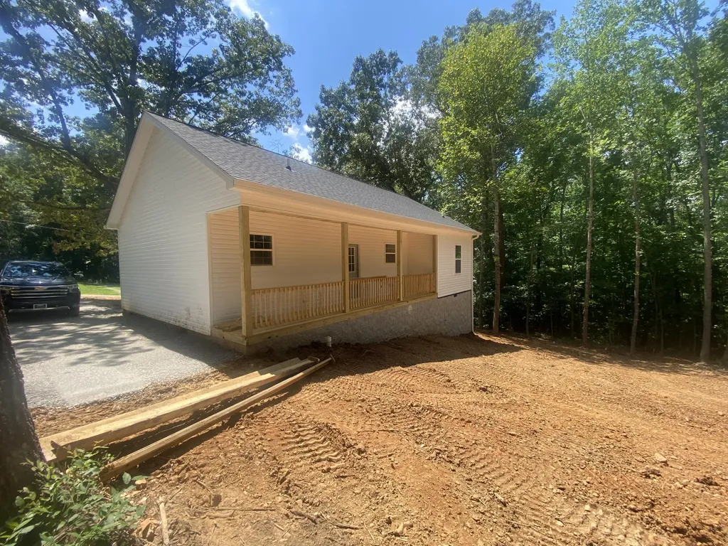220 Christopher Dr Drive Cadiz KY 42211