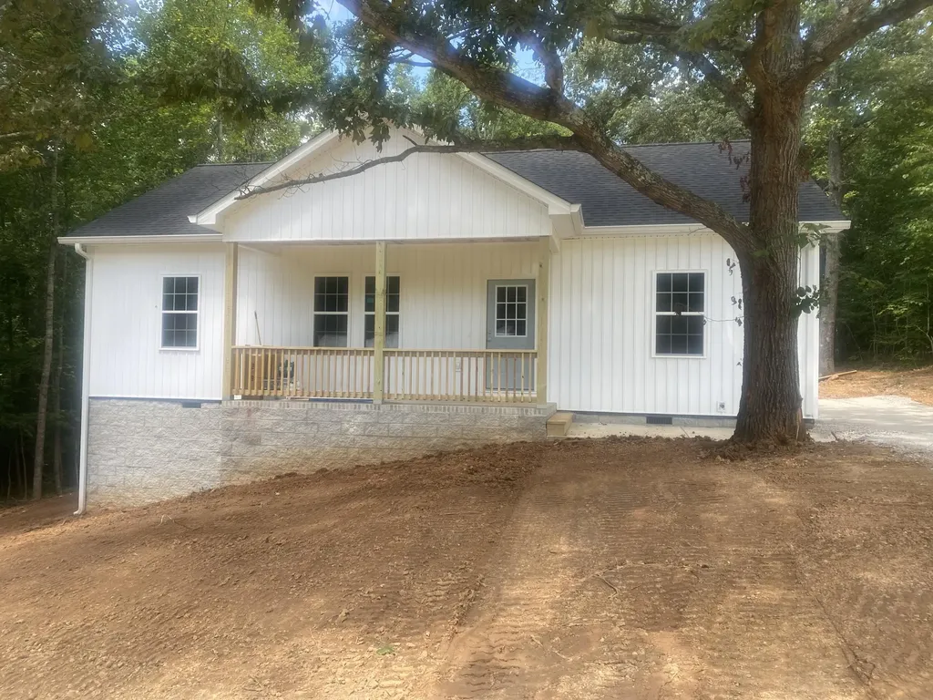 220 Christopher Dr Drive Cadiz KY 42211