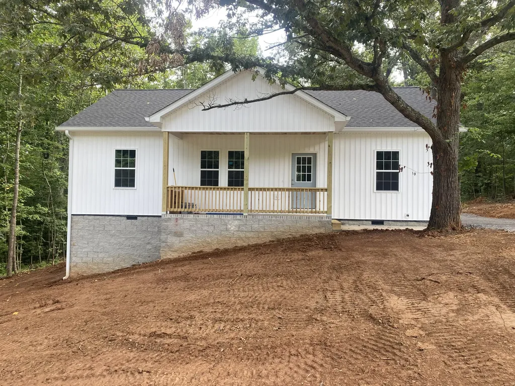 220 Christopher Dr Drive Cadiz KY 42211