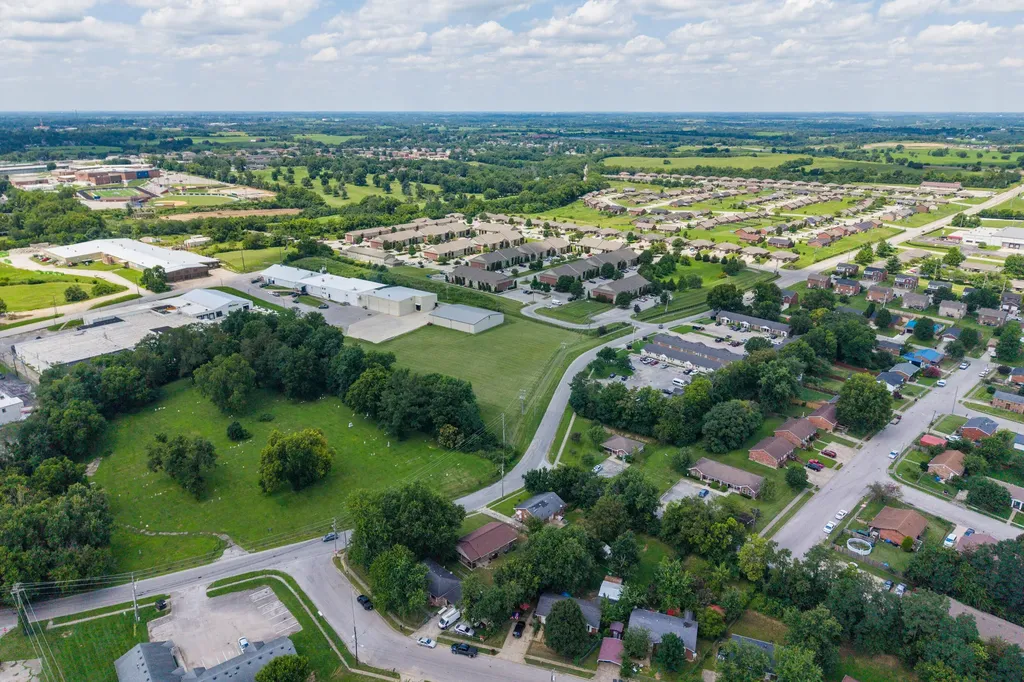 607 Four Mile Avenue Richmond KY 40475