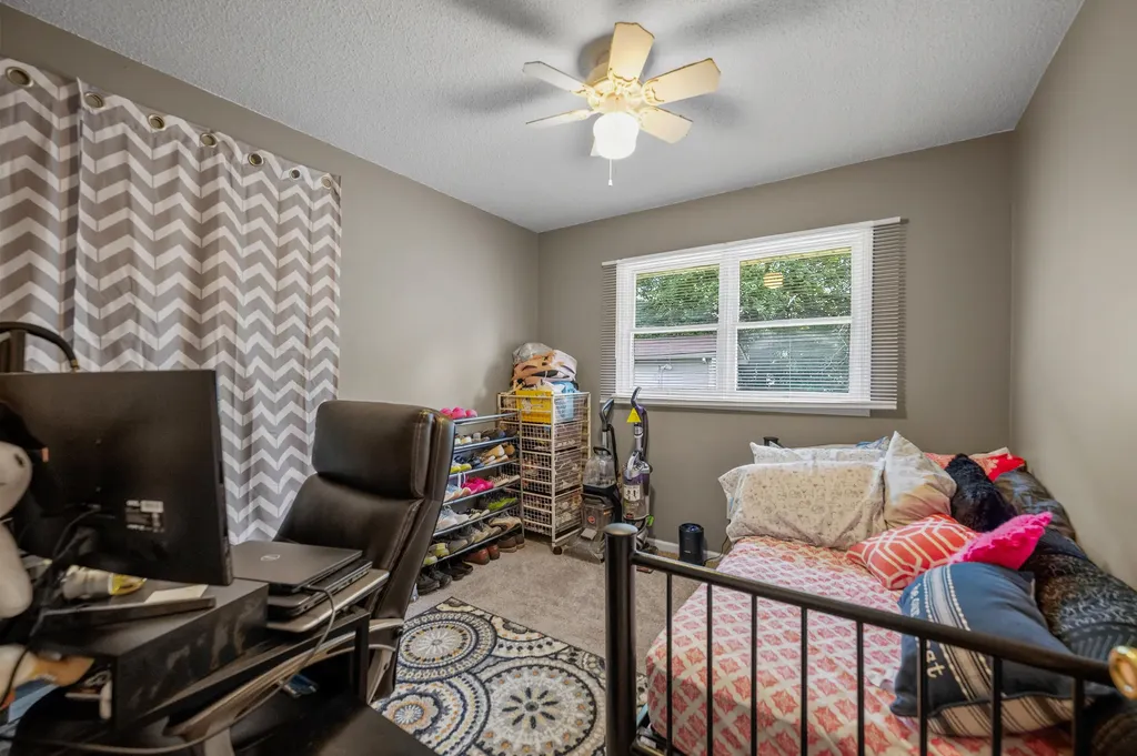 607 Four Mile Avenue Richmond KY 40475