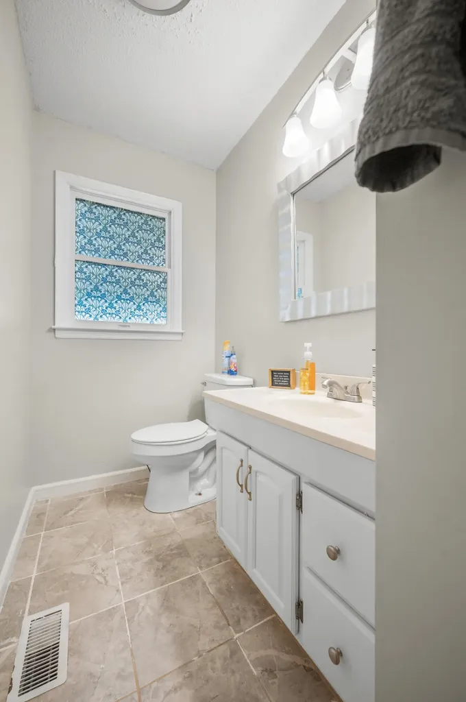 607 Four Mile Avenue Richmond KY 40475