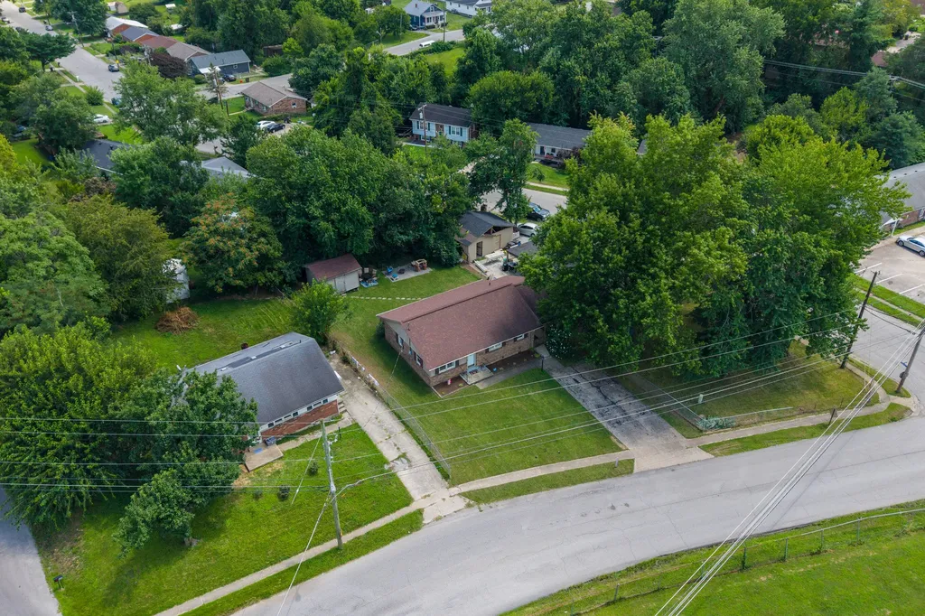 607 Four Mile Avenue Richmond KY 40475