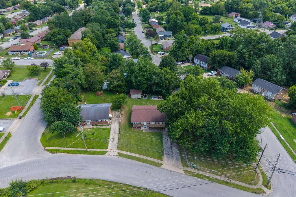607 Four Mile Avenue Richmond KY 40475