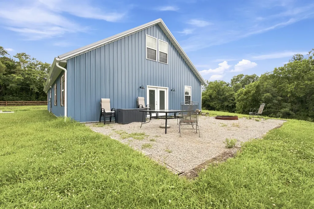 1210 Mountain Island Road Corinth KY 41010