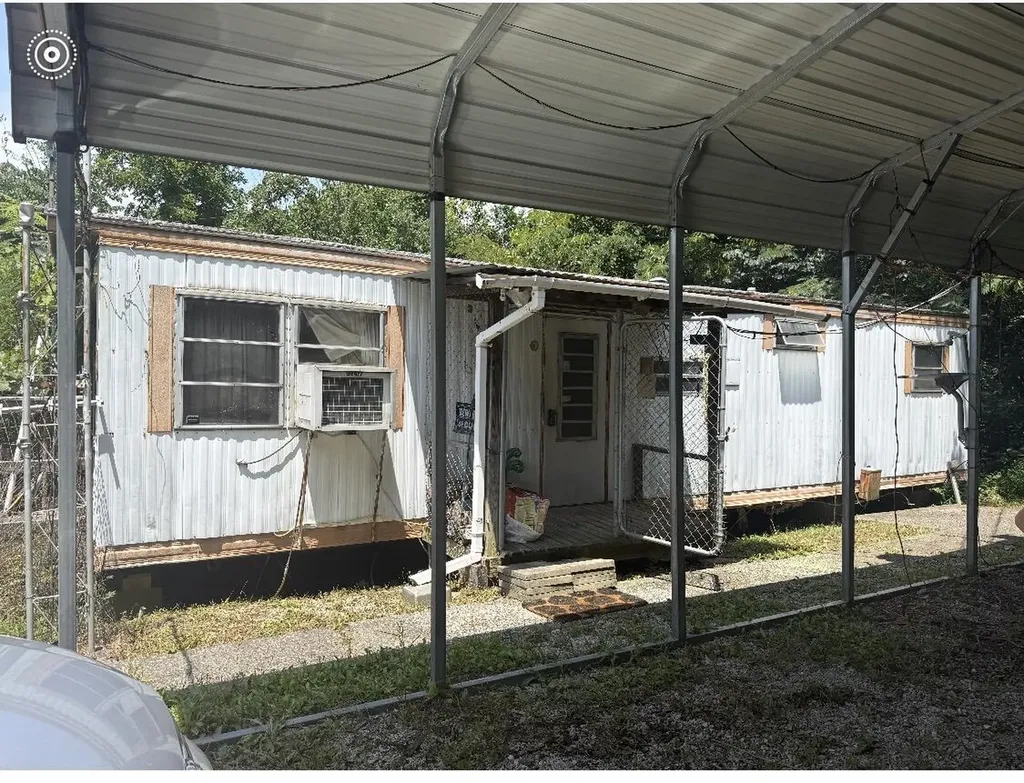 309 Charlie Neal Road Burnside KY 42519
