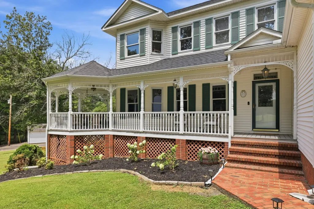 504 Hay Market Corner Road Mayfield KY 42066