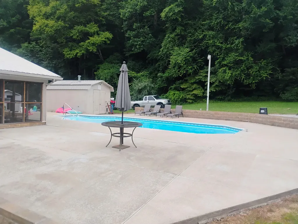 455 Mosley Branch Road Woodbine KY 40771