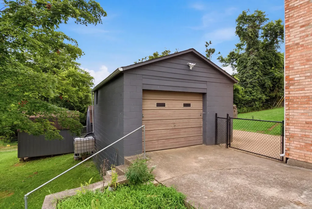 308 Martin Drive Richmond KY 40475