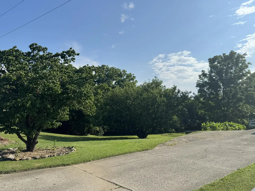 308 Martin Drive Richmond KY 40475