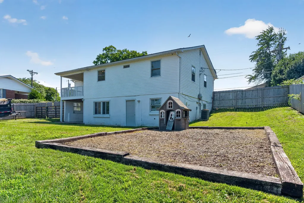 746 N 3rd Street Richmond KY 40475