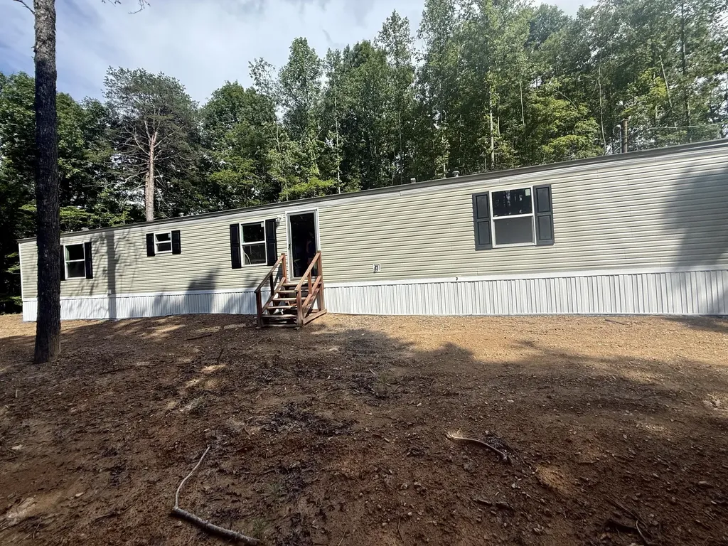 100 Mason Lane East Bernstadt KY 40729