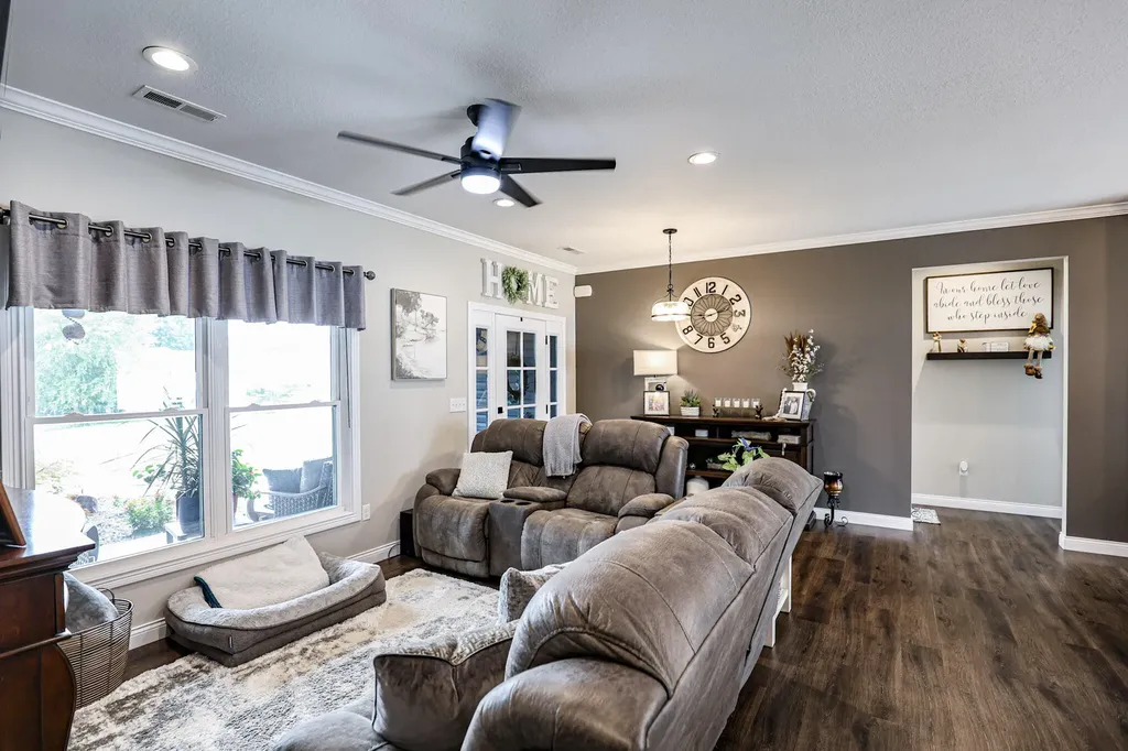 307 Parkway Drive Mayfield KY 42066