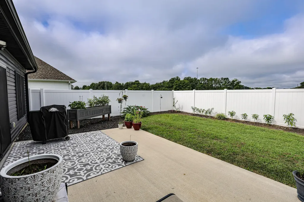 307 Parkway Drive Mayfield KY 42066