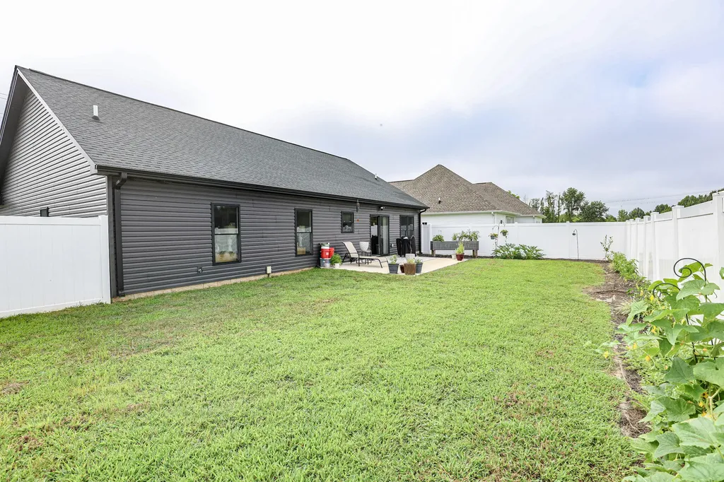 307 Parkway Drive Mayfield KY 42066