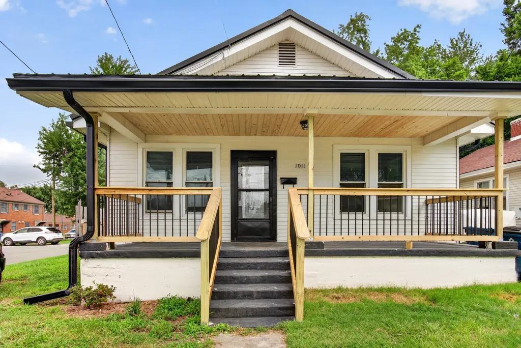 1011 Queen Street Danville KY 40422