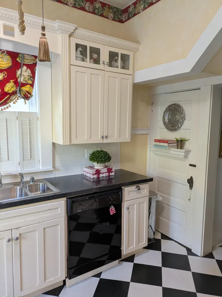 214 W Campbell Street Frankfort KY 40601