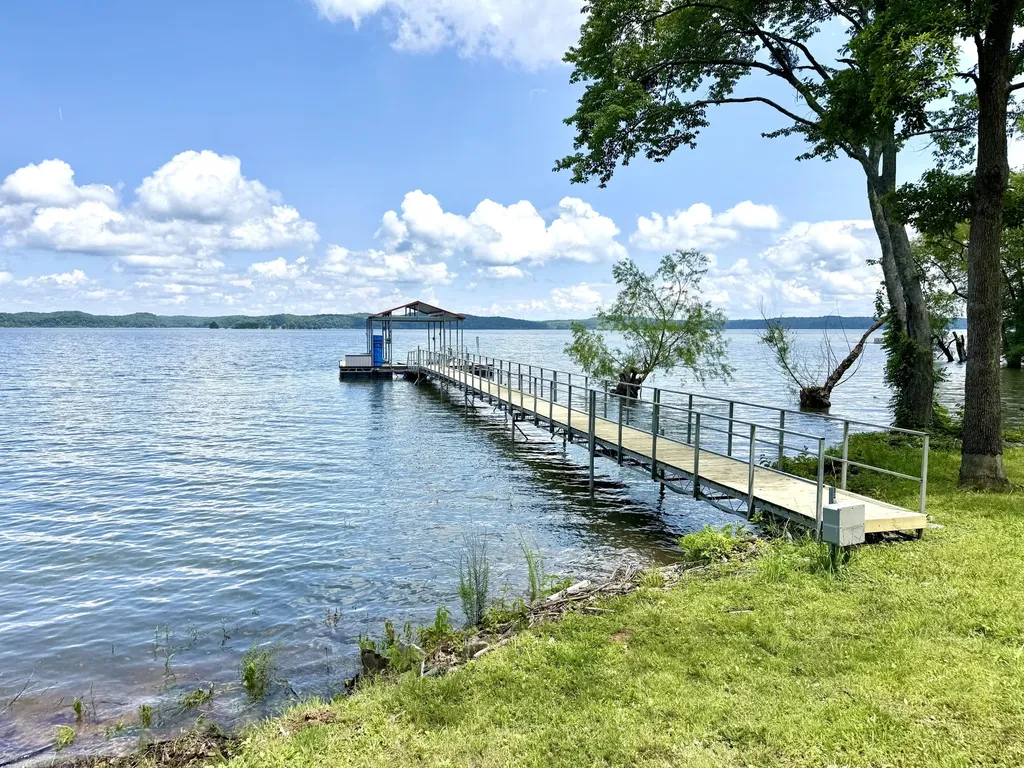 548 Waterway Trail New Concord KY 42076