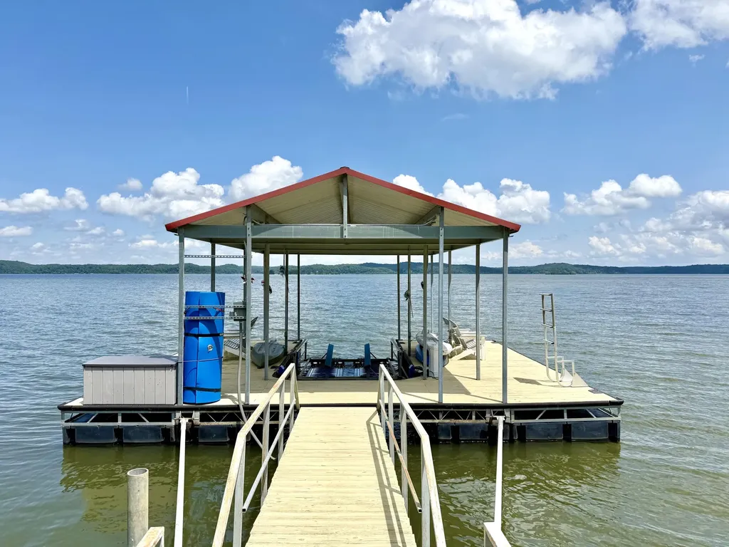 548 Waterway Trail New Concord KY 42076