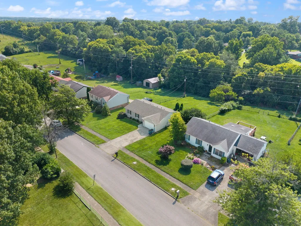 208 Hartland Drive Danville KY 40422