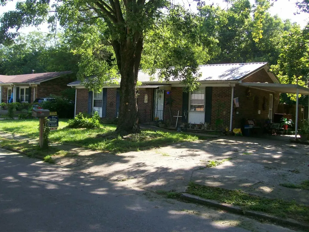 105 Brookview Drive Nicholasville KY 40356