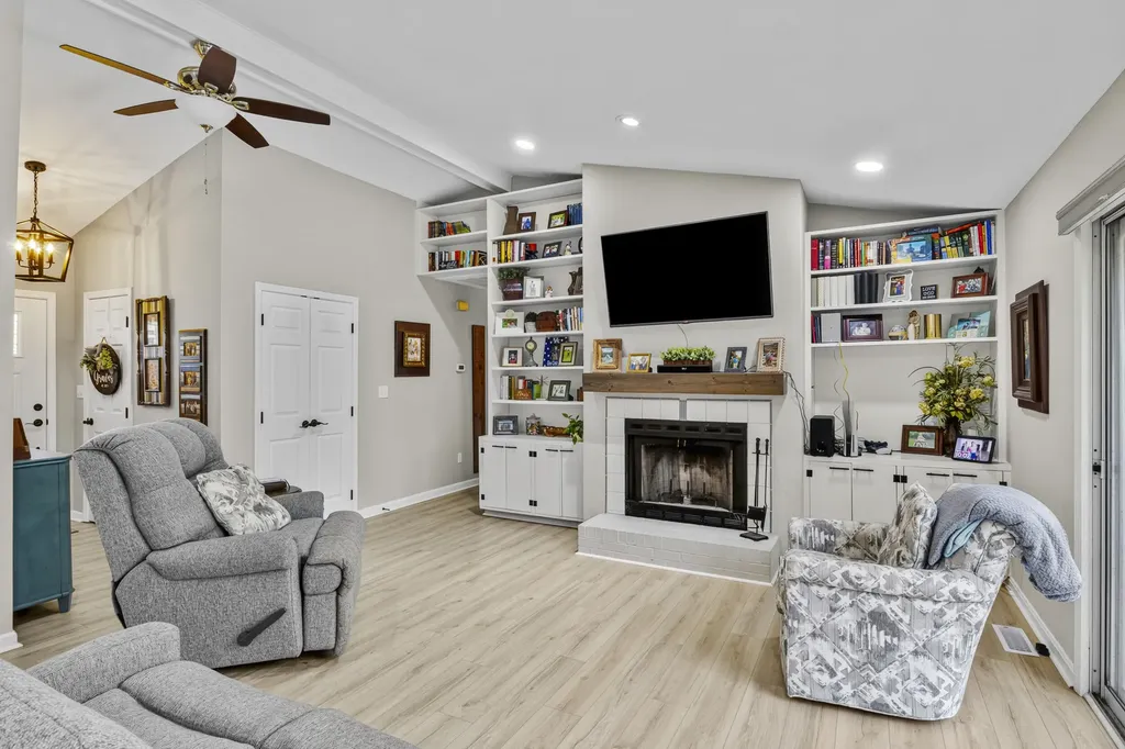 1008 Blackoak Drive Frankfort KY 40601