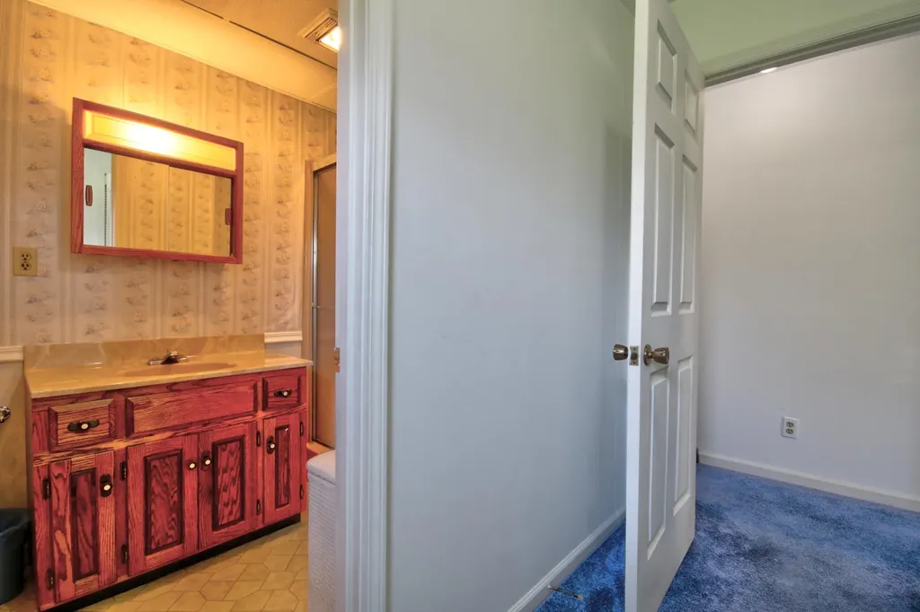 275 Middleground Way London KY 40744