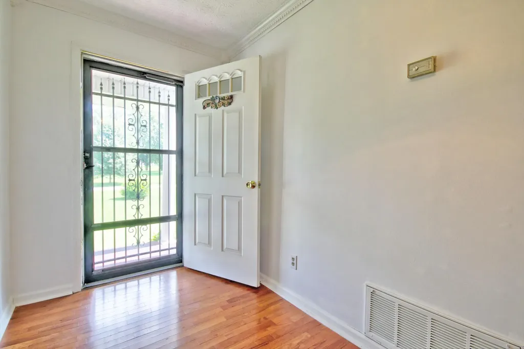 275 Middleground Way London KY 40744